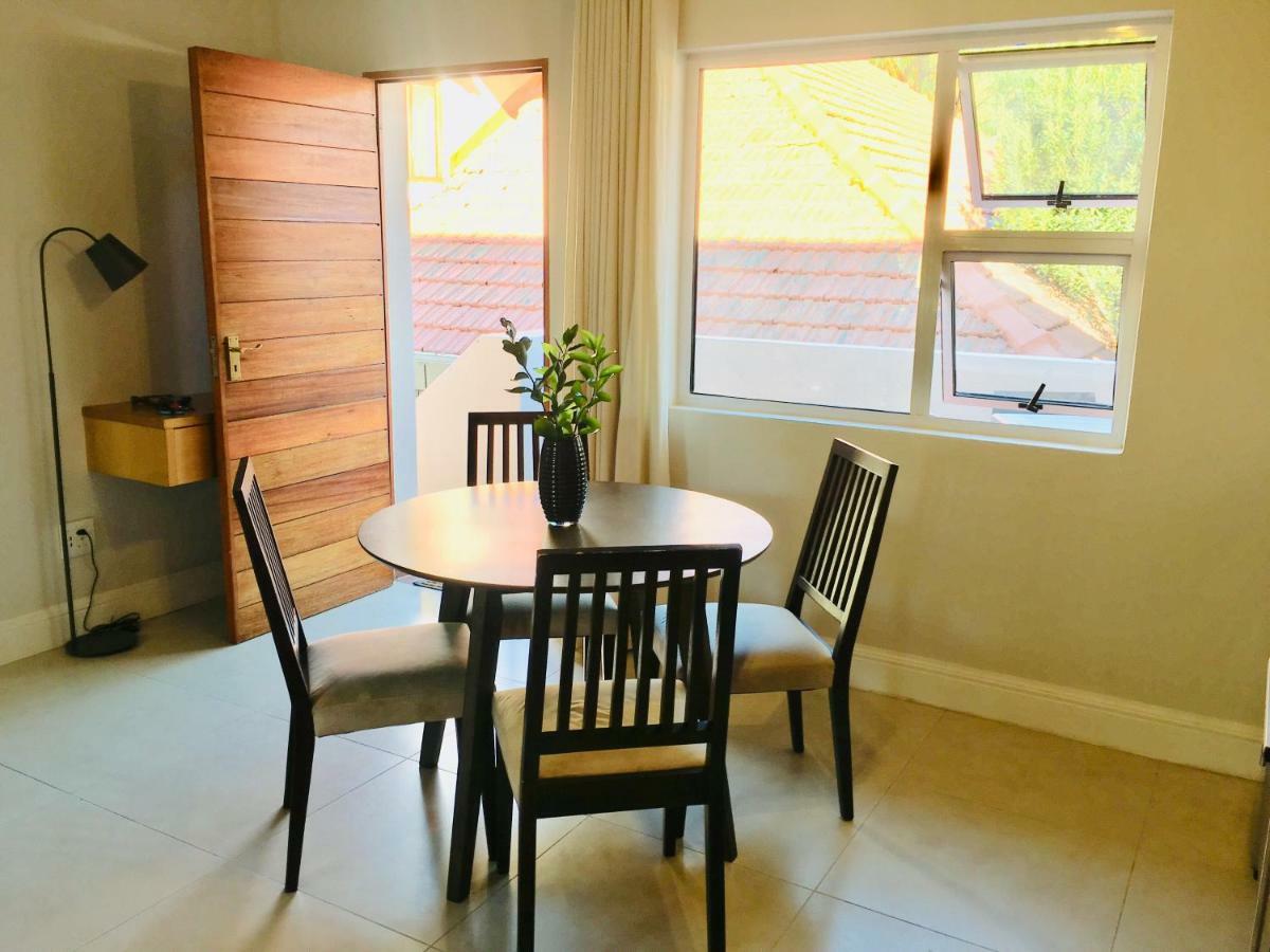 Kilkenny Cottages 2 Bedroom Unit Johannesburg Buitenkant foto