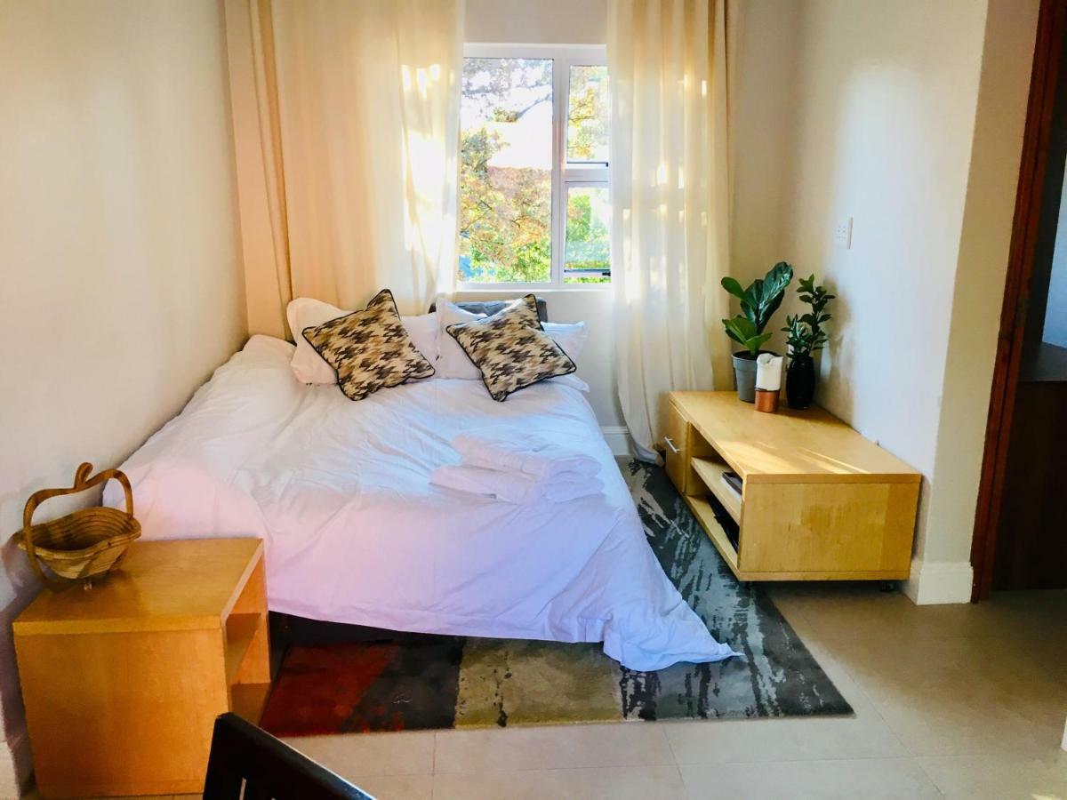 Kilkenny Cottages 2 Bedroom Unit Johannesburg Buitenkant foto